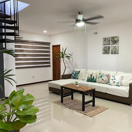 קורון Bakawan Hostel מראה חיצוני תמונה