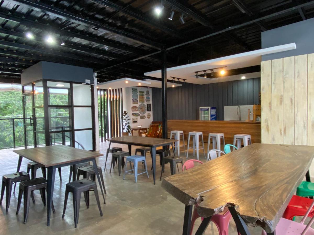 קורון Bakawan Hostel מראה חיצוני תמונה